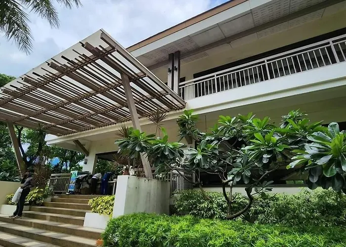 Zinnia Towers 2br At North Edsa Qc